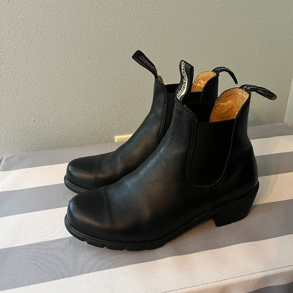 Blundstone Heeled Chelsea Boots size 38.5/8 women's